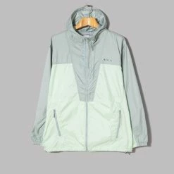 Columbia Trail Travel Windbreaker